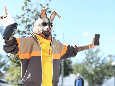 Pedro Gallese utilizó extraño disfraz por Halloween con camiseta de 'La Blanquirroja'