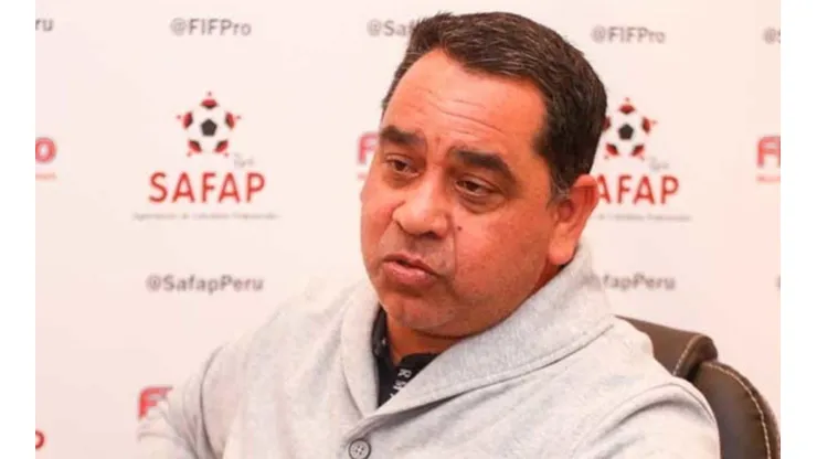 Jhonny Baldovino representa a los futbolistas.