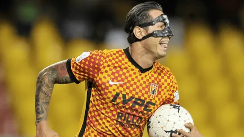 Con muchos partidos menos: Gianluca Lapadula, máximo goleador de la 'Serie B'