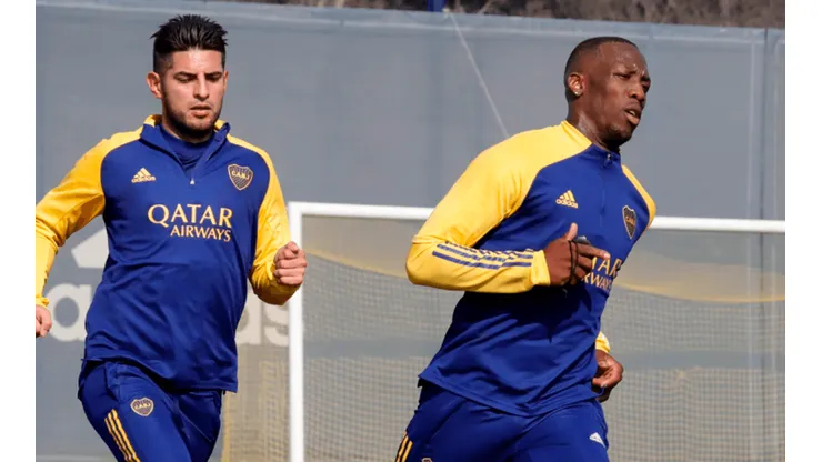 Carlos Zambrano y Luis Advíncula están juntos en Boca desde hace unos meses.