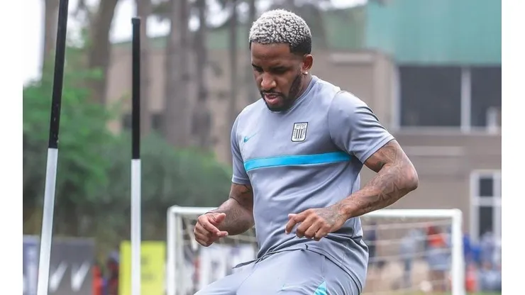 Jefferson Farfán llegó a Alianza Lima en marzo del presente año.