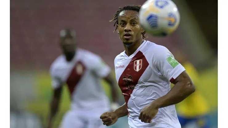 Carrillo volvió a las prácticas del Al-Hilal y ya trabaja para los duelos por las Eliminatorias