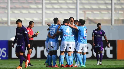 Volvió la máquina celeste: Cristal goleó 3-1 a Alianza con doblete de Marcos Riquelme