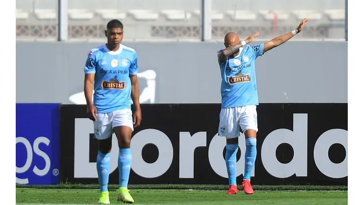 Con golazo de cabeza de Marcos Riquelme, así anotó Cristal el 1-0 ante Alianza por la Liga 1