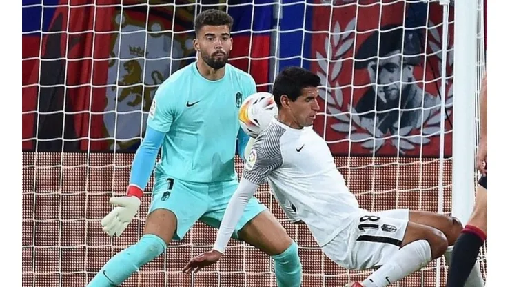 Luis Abram fue titular en el partido contra el Granada.