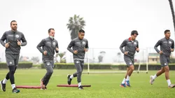 Universitario suele entrenar en Campomar.