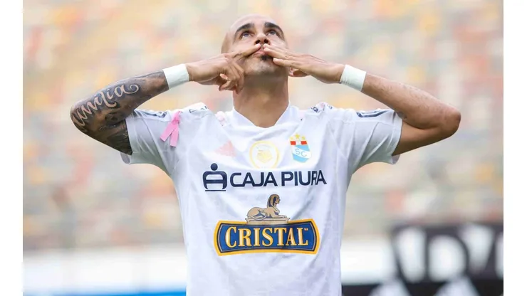 Riquelme mencionó que le dijo Mosquera antes de entrar y confesó que piensa de Alianza