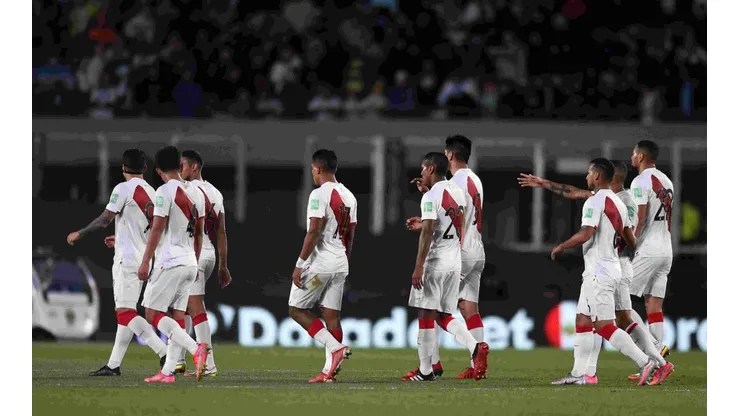 Un confundido Perú cayó 1-0 ante Argentina y se sigue ahogando en su lucha por clasificar al Mundial