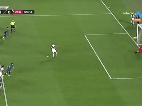 No lo podemos creer: Yoshimar Yotún desperdició el penal ante 'El Dibu' Martínez de Argentina