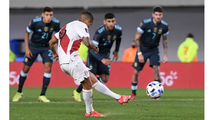Yoshimar Yotún cierra su cuenta de Whatsapp después recibir amenazas