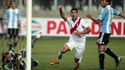Carlos Zambrano le anotó a Argentina en las eliminatorias rumbo a Brasil 2014.