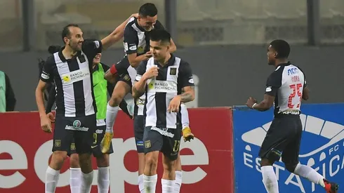 Alianza Lima le ganó a Universitario en el último clásico en el Nacional de Lima.