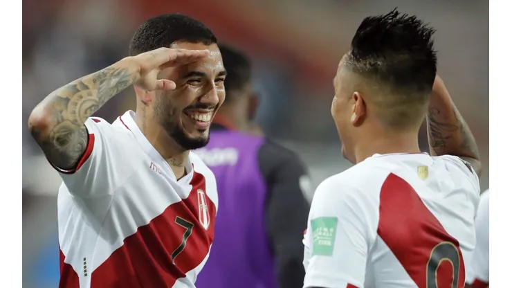 Christian Cueva y Sergio Peña destacan en el equipo ideal de la fecha 11 de las Eliminatorias