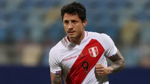 Gianluca Lapadula fue titular en el partido contra Bolivia.