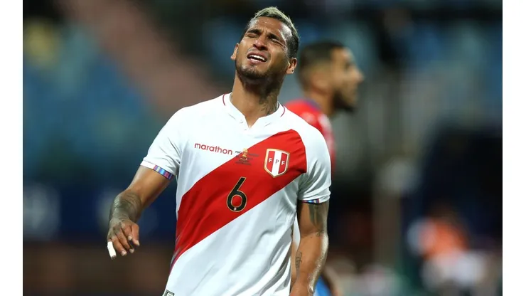 ¡Lo sufrimos todos! Miguel Trauco no jugará ante Bolivia tras grave error contra Chile