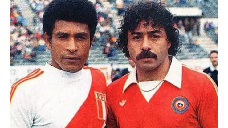 Leyenda del fútbol chileno, Carlos Caszely: "El que pierde, tiene que dejar los pasajes a Catar"