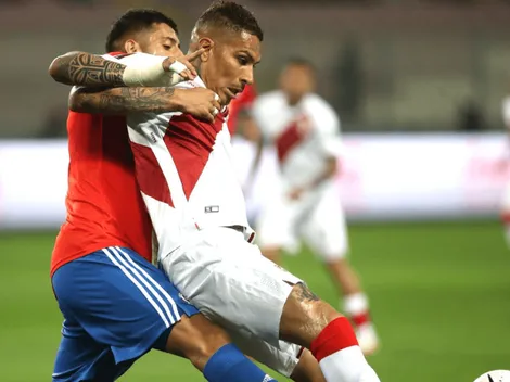 Paolo Guerrero recibe duras críticas durante partido ante Chile: "Sáquenlo, que entre Lapadula"