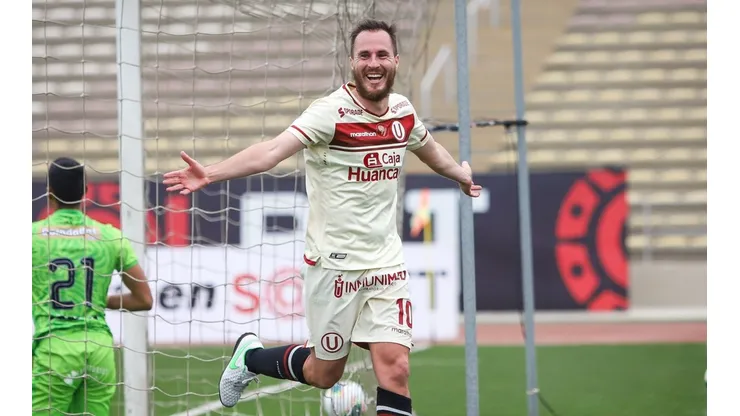 Novick anotó el 3-0 para Universitario ante César Vallejo tras gran jugada de Quinteros