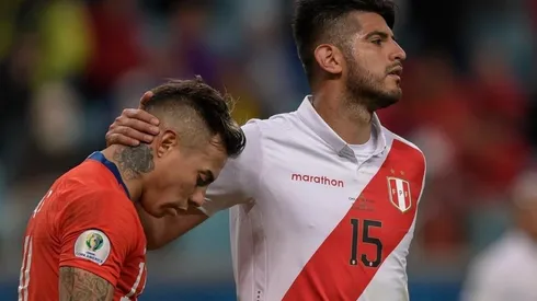 Eduardo Vargas es baja confirmada en la Selección Chilena.