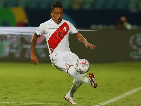 Christian Cueva entrena a doble turno con coach deportivo que se llevó de Perú a Arabia