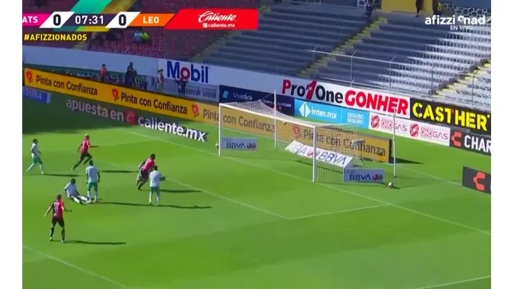 ¿Y si lo ponen de '9'? Anderson Santamaría definió como crack en el 2-0 del Atlas sobre León