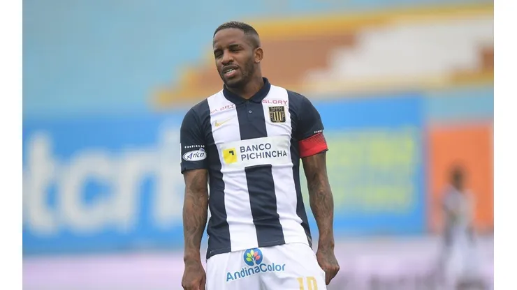 Jefferson Farfán llegó a Alianza Lima en marzo de este año.