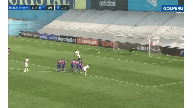 Desde los 12 pasos: Nelinho Quina anotó el 1-0 ante Alianza Universidad de Huánuco