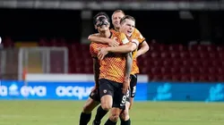 Gianluca Lapadula es el centrodelantero del Benevento de italia,