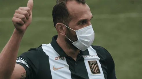 Hernán Barcos se mentaliza en el campeonato nacional: "Nos quedan seis finales"