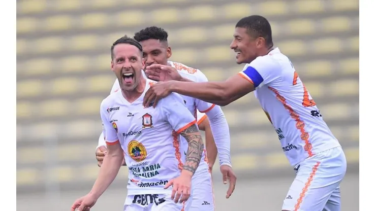 Pablo Lavandeira jugó en Universitario de Deportes.