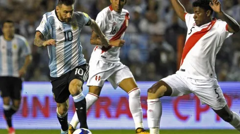 Miguel Araujo fue titular contra Argentina en la Bombonera.