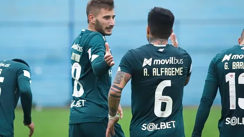 ¡Igual que el padre! Tiago Cantoro ingresó en el segundo tiempo y anotó golazo para Universitario