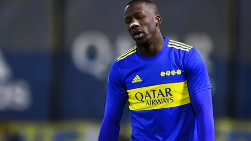 Luis Advíncula fue aislado del plantel principal de Boca Juniors