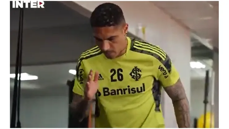 Guerrero y los exigentes ejercicios con el Inter de Porto Alegre en pro de recuperar su mejor forma física