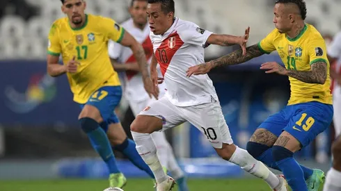 Christian Cueva jugó contra Uruguay y Venezuela en el Nacional.