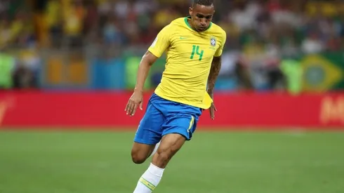 Danilo puede jugar de lateral izquierdo y de lateral derecho.