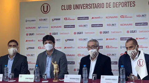 Gregorio Pérez fue presentado en Universitario: "Una gran satisfacción volvernos a reencontrar"