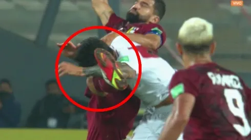 Gianluca Lapadula terminó ensangrentado tras terrible rodillazo de Tomás Rincón