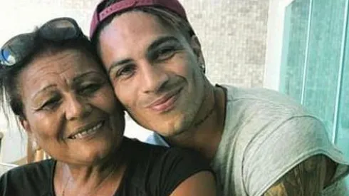 Doña Peta, optimista: "Dentro de poco Paolo Guerrero estará en su nivel"