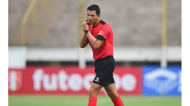 Árbitro Kevin Ortega respondió a Diego Penny: “Me dijo ratero y eso no lo voy a permitir”