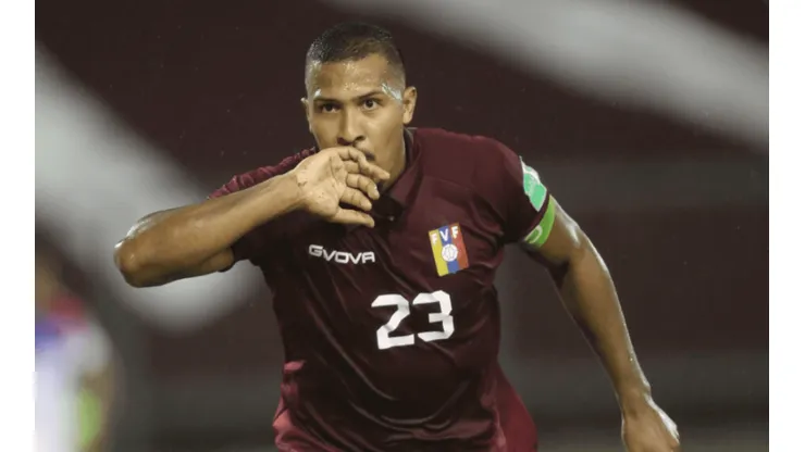 Gracias Premier League: Salomón Rondón confirmó ausencia con Venezuela para las 'Eliminatorias Catar 2022'
