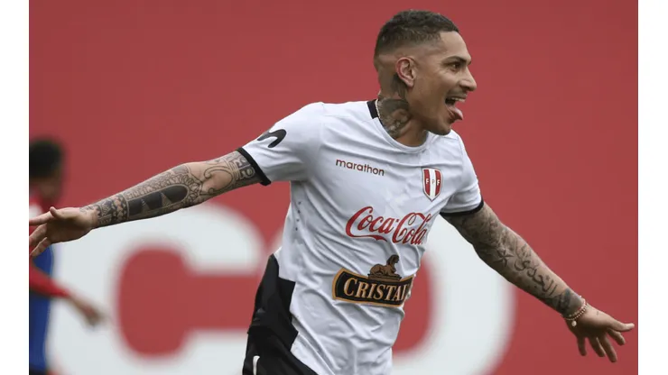 Ricardo Gareca asegura y no duda: "Paolo Guerrero está para jugar los noventa minutos"