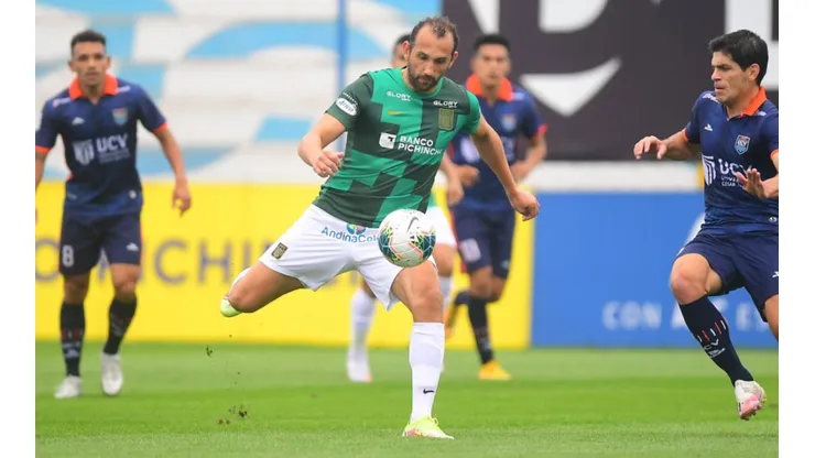 Hernán Barcos confiado por la victoria: "La entrega no se negocia. Arriba Alianza Lima"