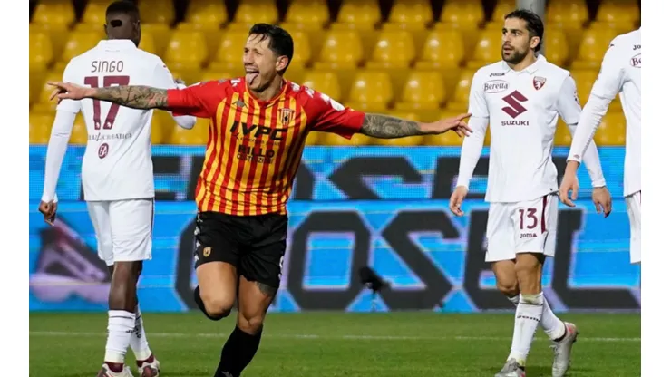 Gianluca Lapadula no consigue ofertas concretas y se estaría quedando en Benevento