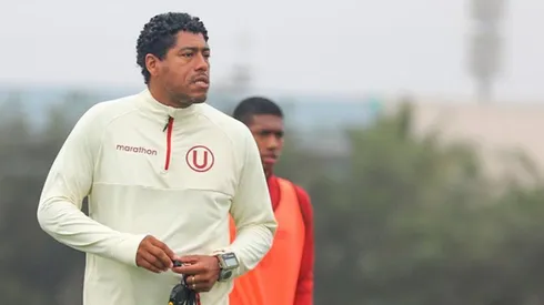 Juan Pajuelo es el entrenador de Universitario de Deportes.