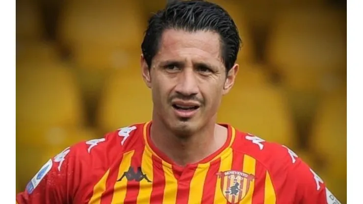 Gianluca Lapadula tiene contrato con el Benevento.