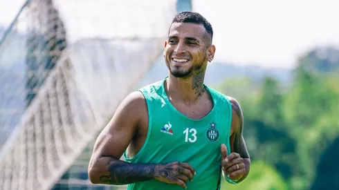 Miguel Trauco juega en el Saint Etienne de Francia.