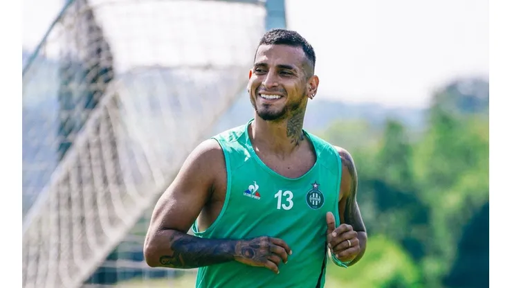 Miguel Trauco juega en el Saint Etienne de Francia.