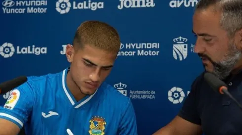 El mediocampista firmó y fue presentado en el Fuenlabrada.