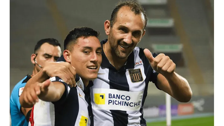 Hernán Barcos luego de ganar el clásico: "Esto es lo que se merece Alianza Lima"